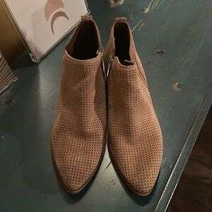 Ankle booties Franco Sarto